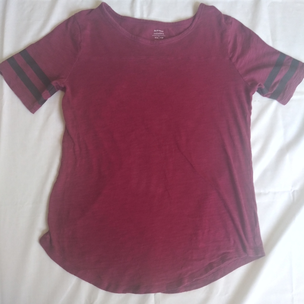 Old navy maroon short sleeve shirt size xs